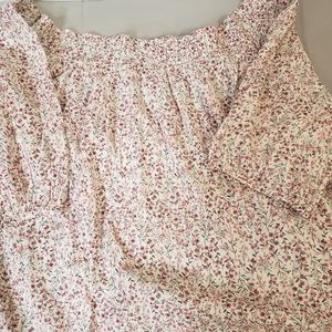 Old Navy xxl off shoulder ,3/4 sleeve flower print